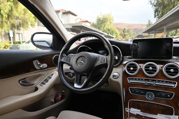 2016 Mercedes-Benz Benz C300, $21000, Thousand Oaks, Sell - $21,000... for sale in Thousand Oaks, CA – photo 3