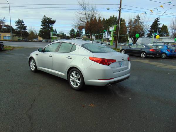 2013 KIA OPTIMA GDI - - by dealer - vehicle automotive for sale in Eugene, OR – photo 4
