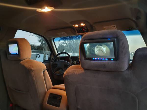 2005 CHEVY TAHOE 4X4, TWO OWNER S, CUSTOM T V S - - by for sale in TAMPA, FL – photo 9