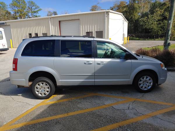 Wheelchair accessible van - cars & trucks - by dealer - vehicle... for sale in Jacksonville, FL – photo 2