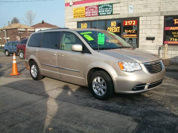 2013 Chrysler Town & Country - All Credit Accepted Financing... for sale in Buffalo, NY – photo 2