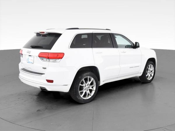2015 Jeep Grand Cherokee Summit Sport Utility 4D suv White - FINANCE... for sale in Washington, District Of Columbia – photo 11