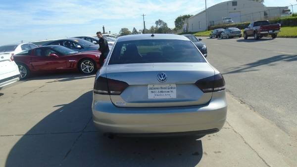 2013 vw passat..97000 miles..clean car..6600 **Call Us Today For... for sale in Waterloo, IA – photo 4
