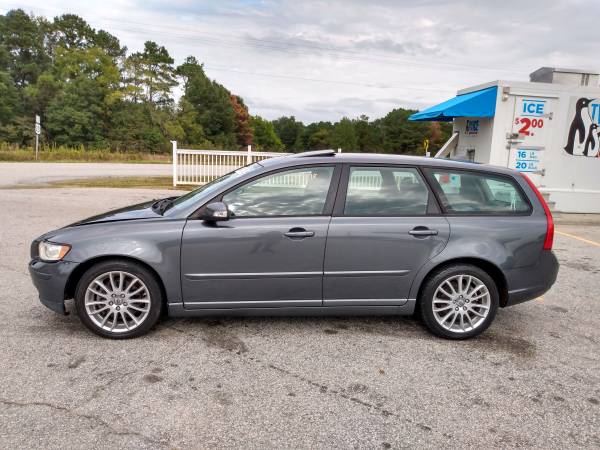 2009 Volvo V50 Wagon! Fully Loaded! for sale in Waterloo, SC – photo 8