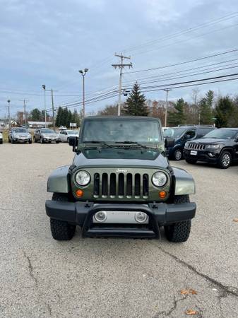 2008 JEEP WRANGLER UNLIMITED SAHARA LOW MILES - - by for sale in North hampton, NH – photo 2