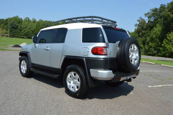 2008 TOYOTA FJ CRUISER 4X4 ONE OWNER - - by dealer for sale in MANASSAS, District Of Columbia – photo 8