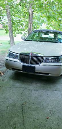 1998 Lincoln Town Car Executive for sale in Greenwood, IN – photo 4