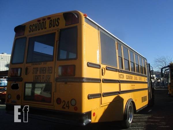 2006 FREIGHTLINER THOMAS SCHOOL BUS MBE900 6 4 - - by for sale in Fontana, CA – photo 3