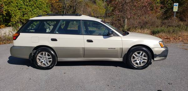*04 Subaru Outback Wagon AWD White 182K Miles $1799.00* - cars &... for sale in Capitol Heights, District Of Columbia