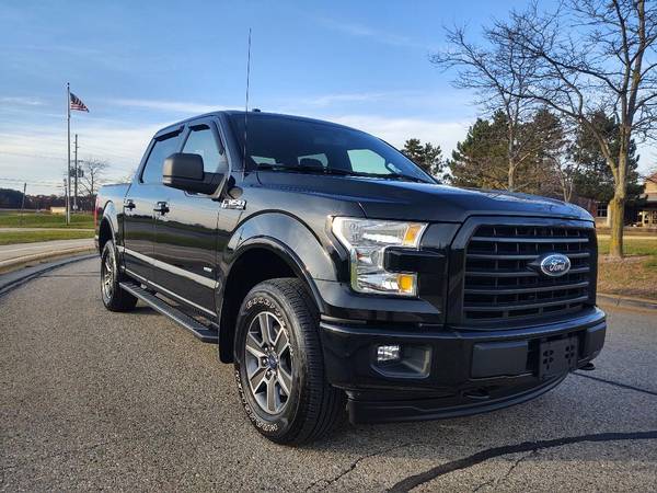 2017 Ford F150 XLT Sport - 38,000 Miles - Crew Cab - 4x4 - cars &... for sale in Bellaire, MI – photo 19