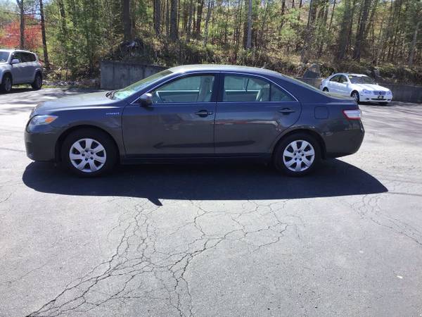 2011 Toyota Camry Hybird - 15k MILES - - by dealer for sale in Hooksett, NH – photo 4