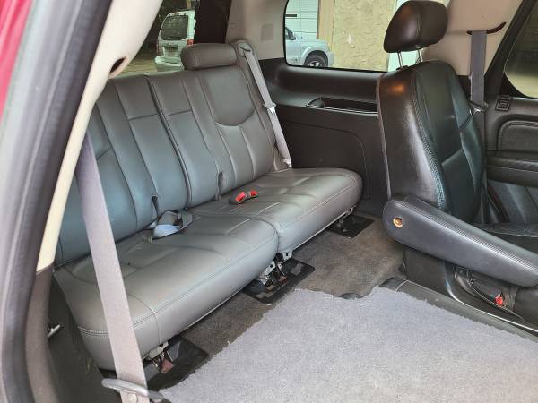 2010 Cadillac Escalade - cars & trucks - by dealer - vehicle... for sale in Elk Mound, WI – photo 10