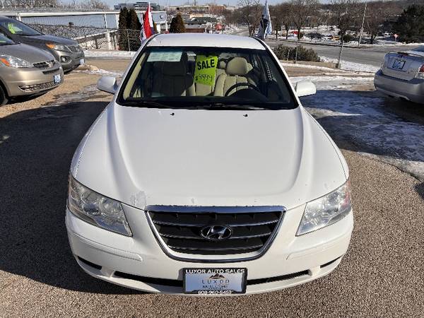 2010 Hyundai Sonata GLS - - by dealer - vehicle for sale in Madison, WI – photo 5
