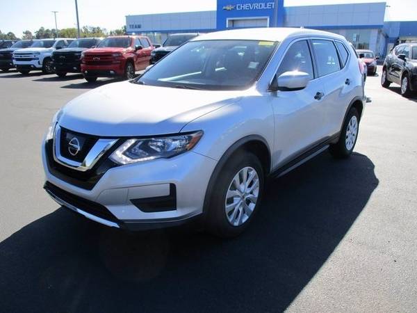 2017 Nissan Rogue S suv Silver - cars & trucks - by dealer - vehicle... for sale in Goldsboro, NC – photo 3