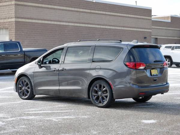 2018 Chrysler Pacifica Touring L Plus - - by dealer for sale in Hudson, MN – photo 7