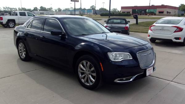 2016 Chrysler 300 LTD AWD 0 Down 359 Month - - by for sale in Mount Pleasant, IA – photo 5