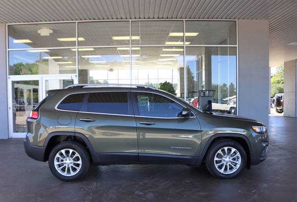 2019 Jeep Cherokee Latitude - cars & trucks - by dealer - vehicle... for sale in Center, TX – photo 3