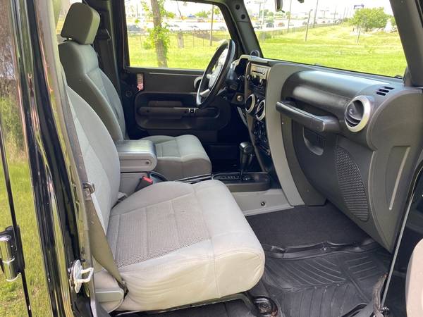 2008 Jeep Wrangler Unlimited Sahara 4WD, One Owner, Nice Jeep! for sale in Pflugerville, TX – photo 15