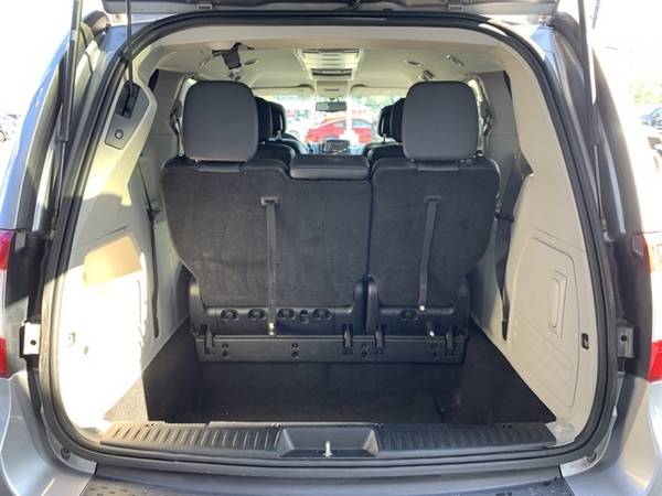 2014 Chrysler Town & Country FWD 4D Passenger Van/Minivan/Van To for sale in Saint Albans, WV – photo 9