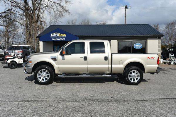 2008 FORD F250 LARIAT CREW CAB SUPER DUTY - EZ FINANCING! FAST... for sale in Greenville, SC