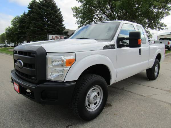 2013 FORD F250 SUPERCAB - 4X4 - SHORT BOX - 6.2 LITER - VERY CLEAN for sale in Moorhead, ND – photo 2
