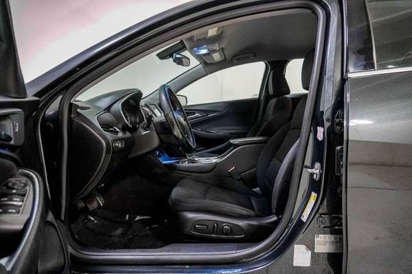 2017 Chevrolet Malibu 4dr Sedan LT w/1LT Night for sale in Richfield, MN – photo 24