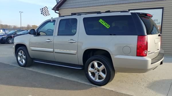 MOON ROOF!! 2007 GMC Yukon XL 4WD 4dr 1500 SLE for sale in Chesaning, MI – photo 6