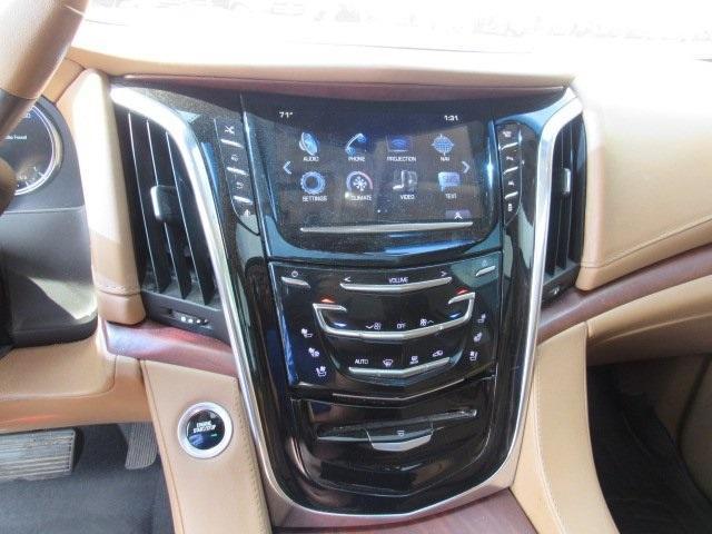 2016 Cadillac Escalade Platinum for sale in Huntley, IL – photo 23