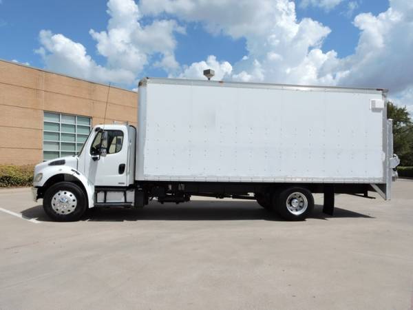 2011 FREIGHTLINER M2 22 FOOT BOX TRUCK with for sale in Grand Prairie, TX – photo 13