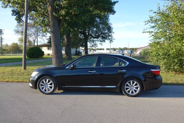 2007 Lexus LS 460 for sale in Griffith, IL – photo 8