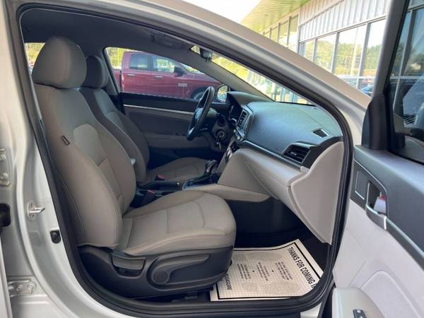 2019 Hyundai Elantra SEL 4dr Sedan SULEV 37, 259 Miles - cars & for sale in Bellevue, NE – photo 17