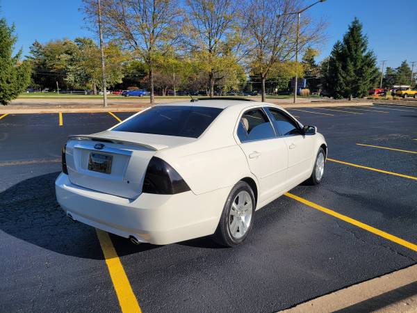 2008 Ford Fusion SEL AWD V6 - cars & trucks - by owner - vehicle... for sale in Fox_Lake, IL – photo 4