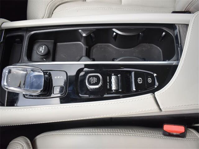 2020 Volvo XC90 Hybrid Plug-in T8 Inscription 6-Passenger eAWD for sale in Winston Salem, NC – photo 13