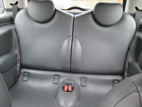 2005 Mini Cooper/Full Sunroof/Leather/5 Speed/Fully... for sale in Charleston, SC – photo 13