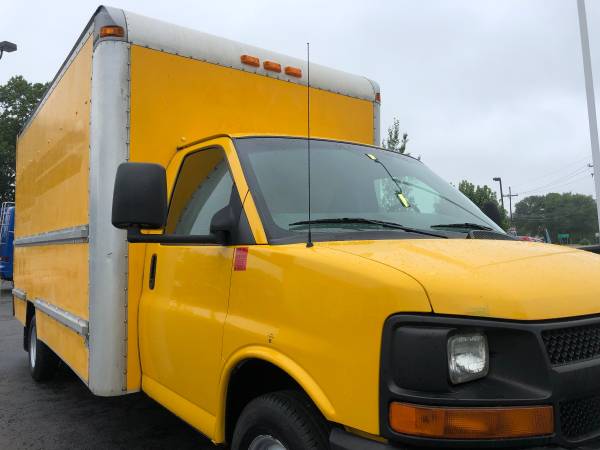 Dependable! 2007 Chevy Express G3500! Cutaway Van! for sale in Ortonville, OH – photo 12