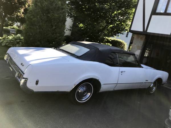 1968 Oldsmobile Delmont 88 Convertible for sale in Waltham, MA
