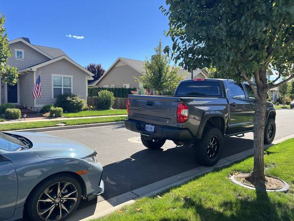 2017 Toyota Tundra SR5 Pickup 4D 5 1/2 for sale in Medford, OR – photo 11