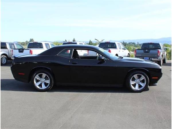 2018 Dodge Challenger coupe SXT (Pitch Black Clearcoat) for sale in Lakeport, CA – photo 6