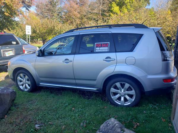 ***2010 Mitsubishi Outlander. *** 4x4 for sale in Ossining, NY – photo 2