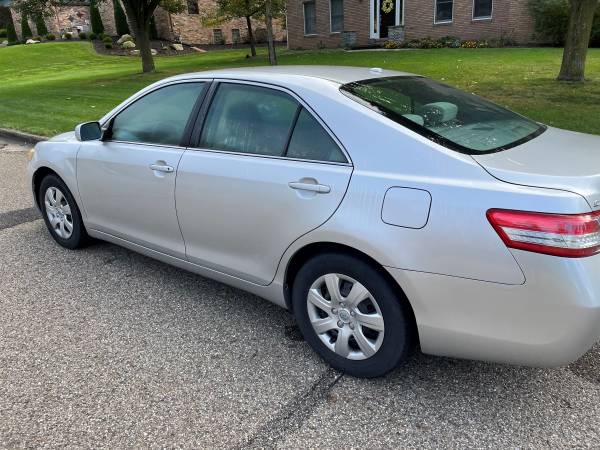 2011 Camry - excellent condition for sale in New Philadelphia, OH