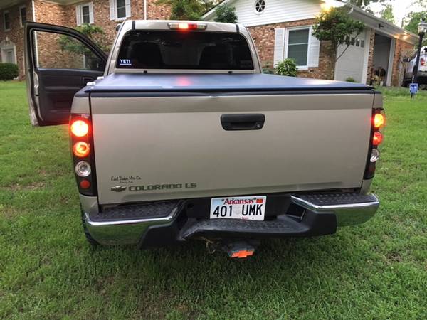 Chevy Colorado Z71 4X4 Great shape Custom Lift Kit for sale in Hot Springs National Park, AR – photo 18