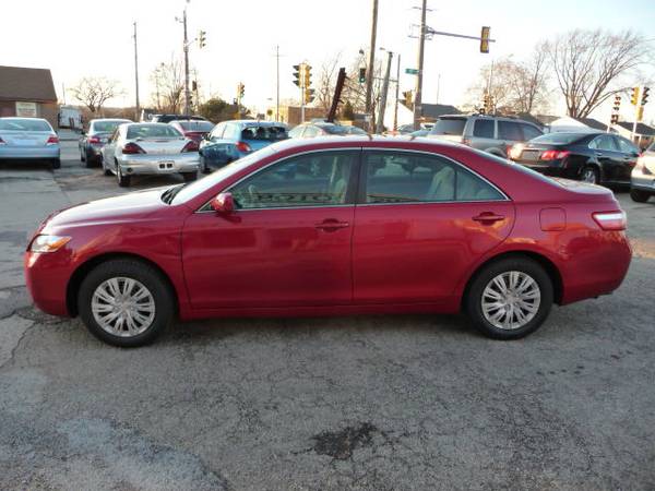 2007 Toyota Camry LE - cars & trucks - by dealer - vehicle... for sale in milwaukee, WI – photo 8