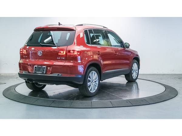 2015 Volkswagen VW Tiguan 2WD 4dr Auto SE w/Appearance for sale in Huntington Beach, CA – photo 4
