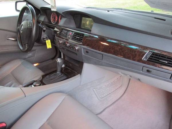 2004 BMW 530I EXTRA CLEAAAN - - by dealer for sale in Richmond, TX – photo 10
