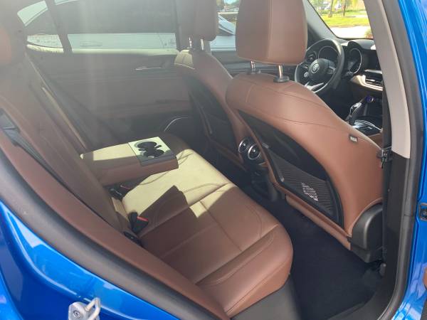 2020 alfa romeo stelvio 15k Maserati levante 2019 2021 (clean title) for sale in Miami, FL – photo 10