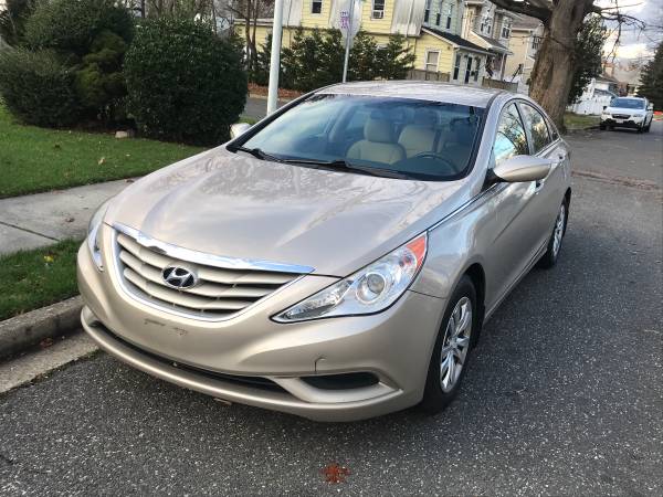 2011 Hyundi sonata 87k - cars & trucks - by owner - vehicle... for sale in West Hempstead, NY – photo 2