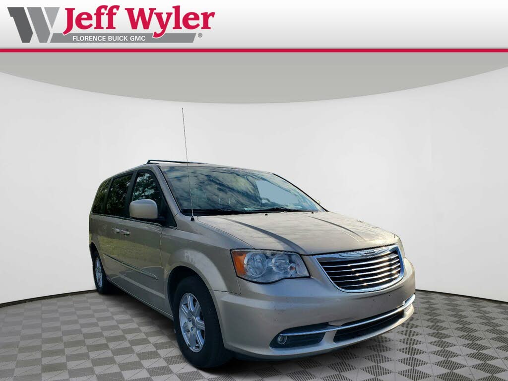 2012 Chrysler Town & Country Touring FWD for sale in Florence, KY
