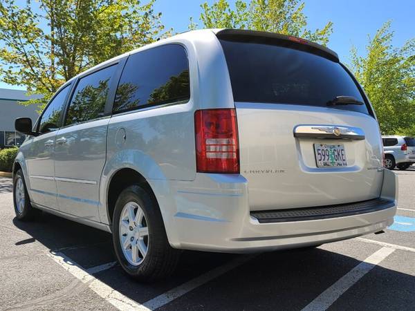 2010 Chrysler Town & Country Touring Minivan/7-passenger/90k MLS for sale in Portland, OR – photo 7