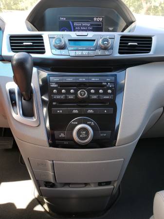 2011 Honda Odyssey EX-L Minivan - Leather - DVD - 1 Owner for sale in Lake Helen, FL – photo 21
