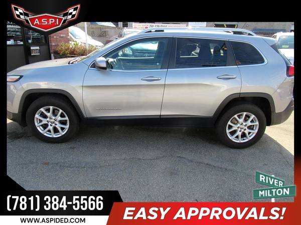 2015 Jeep Cherokee Latitude PRICED TO SELL! - cars & trucks - by... for sale in dedham, MA – photo 6